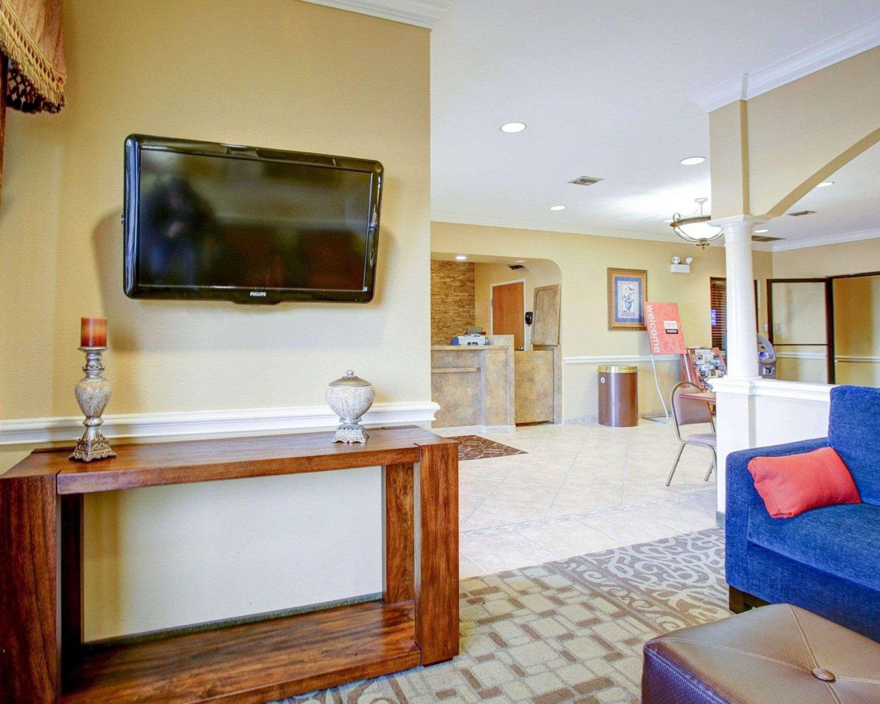 Comfort Brenham